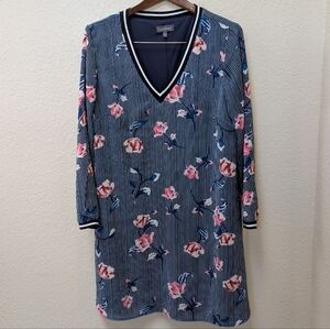 Luxology Long Sleeve Striped Floral V Neck Shift Dress. Size 8